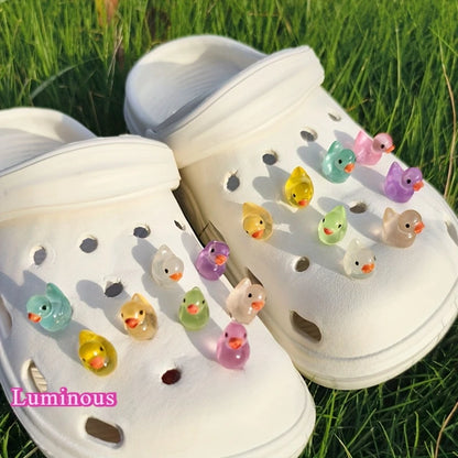 Cute Christmas Ducks Shoe Decorations Advanced Luminous 3D Duck Shoe Charms Set DIY Detachable buckle Shoes accessories 14/16Pcs
