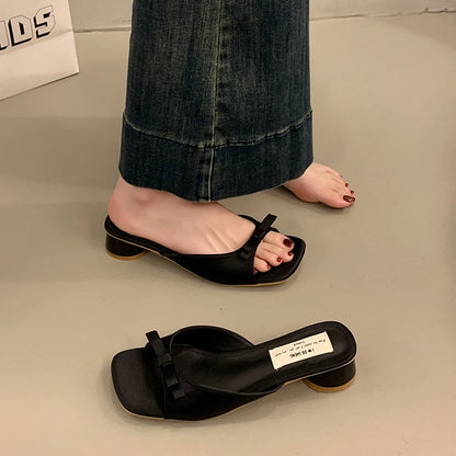 Fashion High Heel Open Toe Slippers for Women Wearing Bow Tie Outside Square Head Heel Slippers for Sandals Luxury Brand